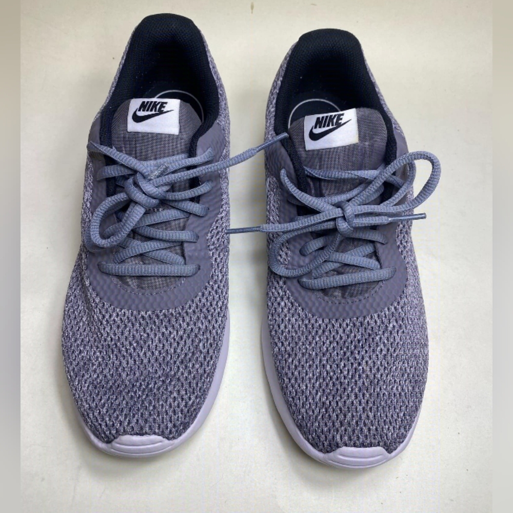Nike Men's Training Athletic Running Shoes Gray Laced Up Comfort Size 8M
